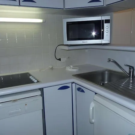 Apartment Moderne Proche Avec Loggia Et Parking Prive - Fr-1-328-112