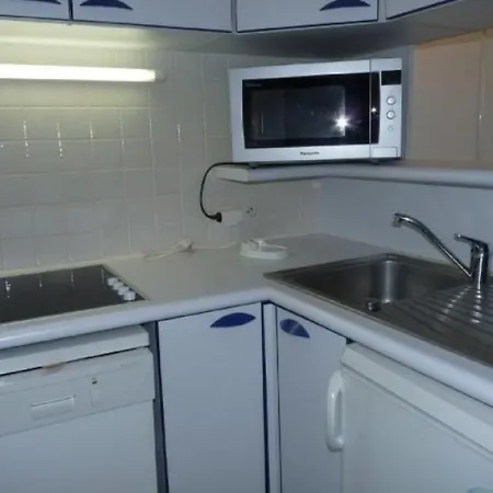 Apartment Moderne Proche Avec Loggia Et Parking Prive - Fr-1-328-112 La Grande-Motte